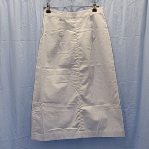 Women's Skirt Size 7-8 Color Cream
